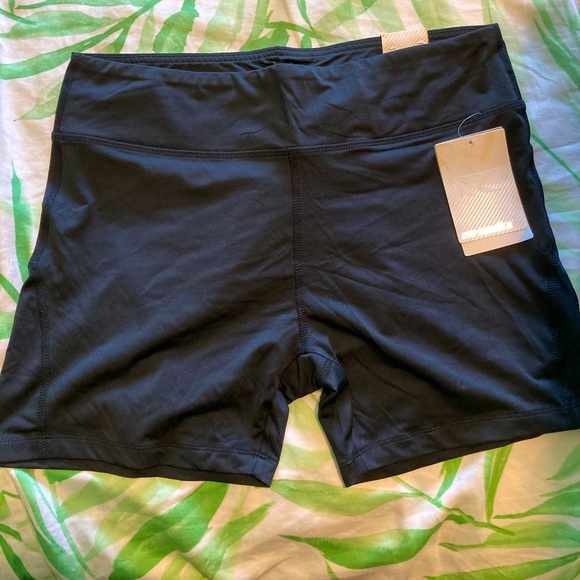 Marika | Shorts | Marika Workout Shorts 